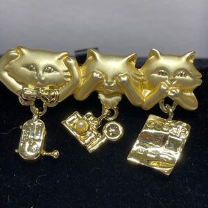 Gold Pin Cats Hear, See, Speak No Evil